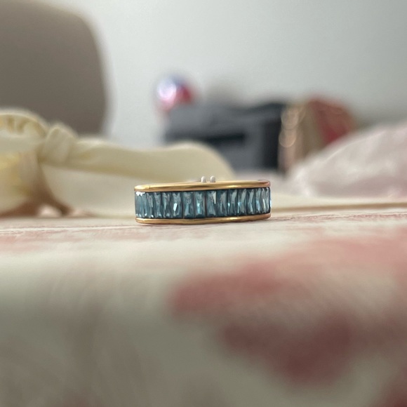 Kendra Scott Jack Vintage Gold Band Ring in Teal Crystal - Picture 1 of 2
